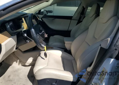 2015 Tesla Model S из США, поврежденный, VIN 5YJSA1E26JF273534